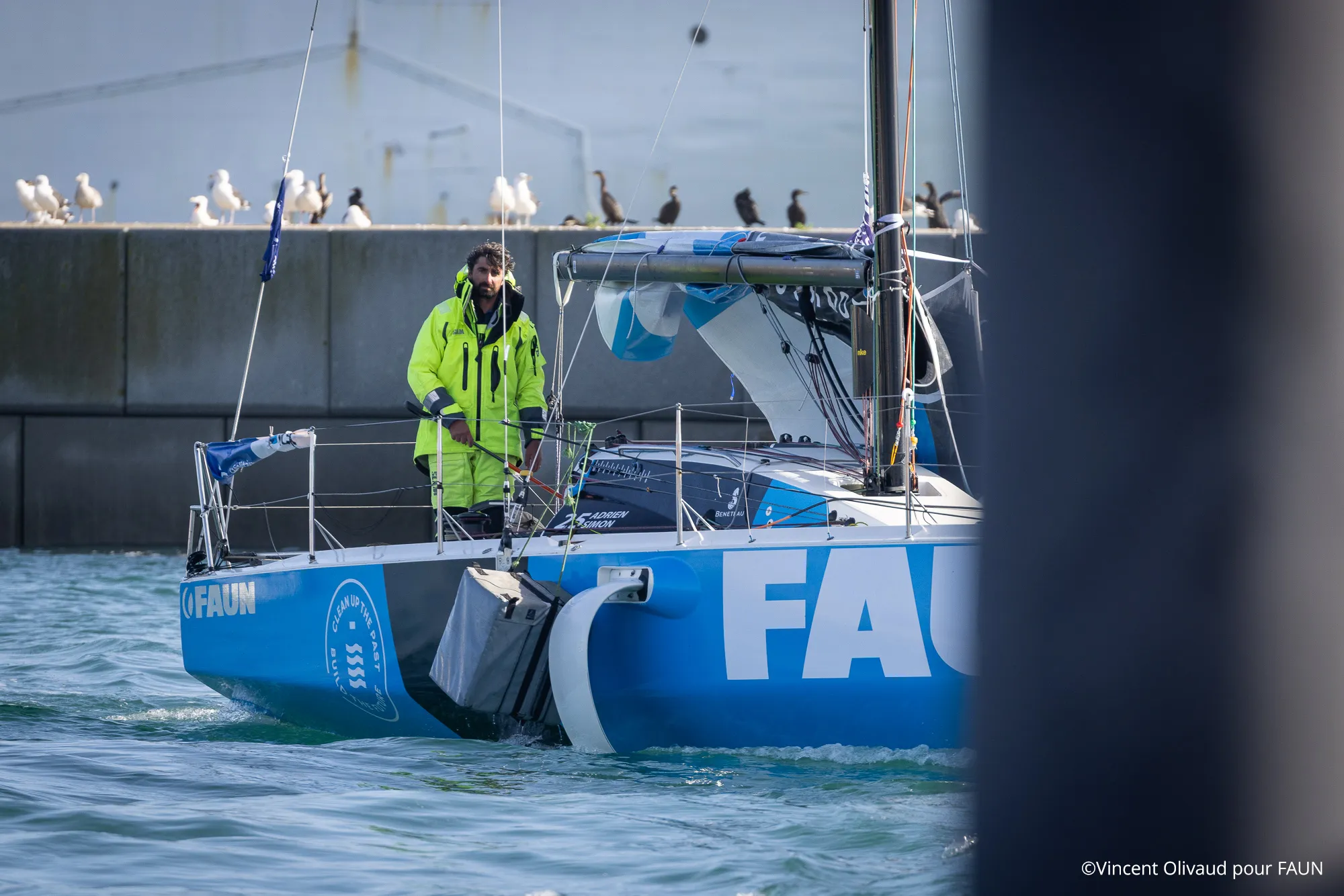 Arrivée VO_LASOLITAIRE-58445 Arrivée la Solitaire du Figaro PAPREC